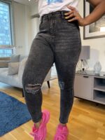 High Waisted Slightly Ripped Knee Stretchy Wash Jean