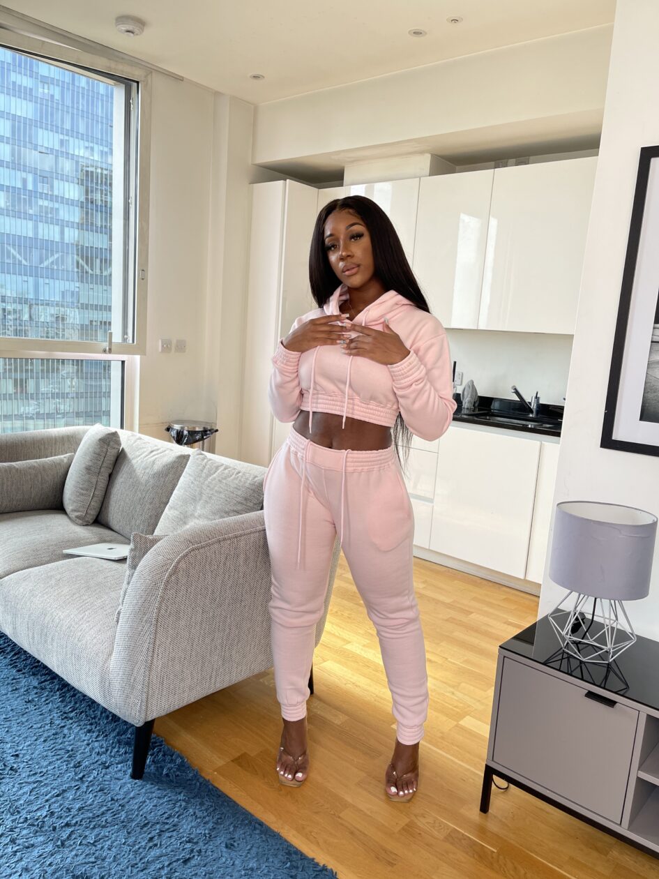 Crop Top And Jogger Lounge Set In Pink