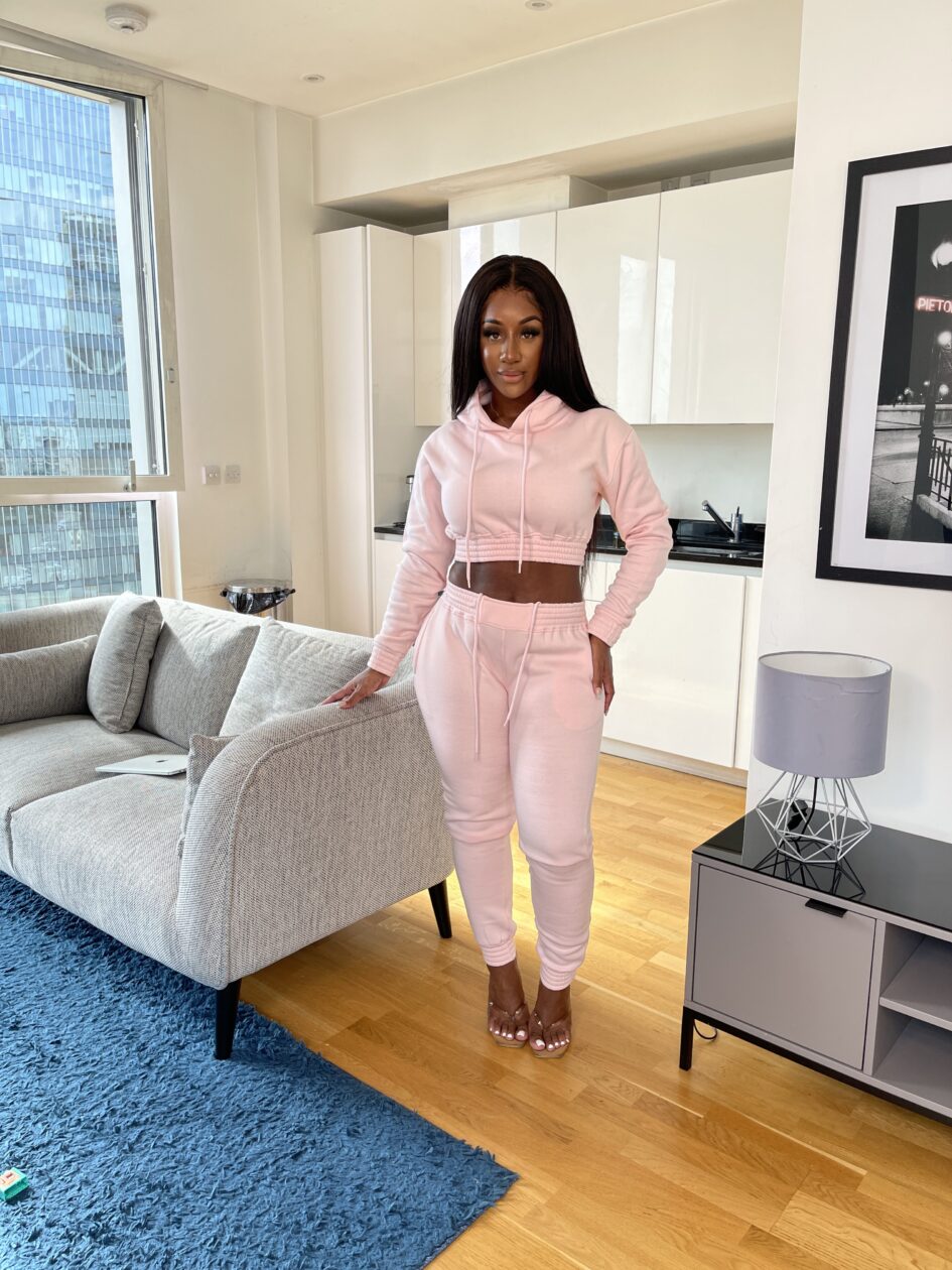 Crop Top And Jogger Lounge Set In Pink